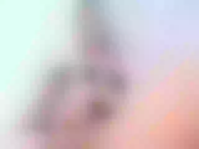 Live sex webcam photo for EmmaSaaenz #275550358