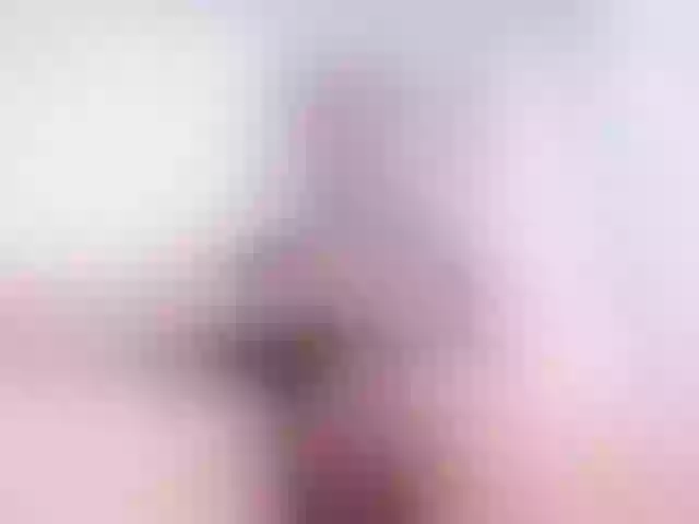 Live sex webcam photo for EmmaSaaenz #275573956