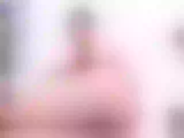 Live sex webcam photo for EmmaSaaenz #275588104