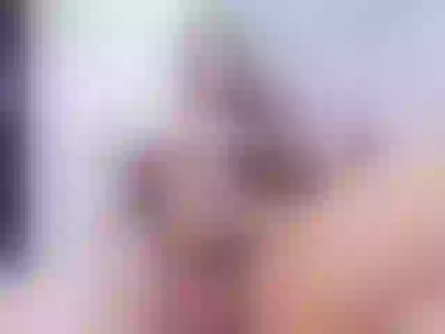 Live sex webcam photo for EmmaSaaenz #275705211
