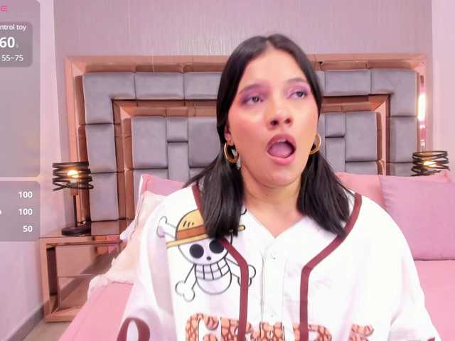 Live sex webcam photo for EmmaSanches #291457708