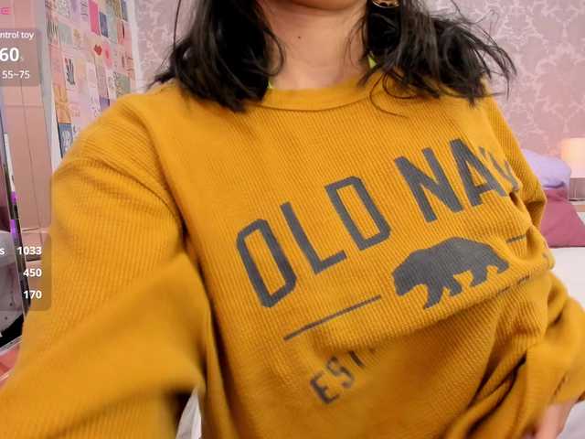 Live sex webcam photo for EmmaSanches #291466316