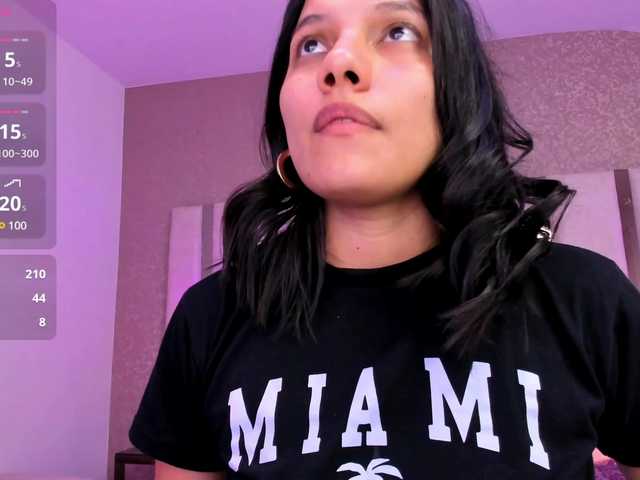 Live sex webcam photo for EmmaSanches #291473246