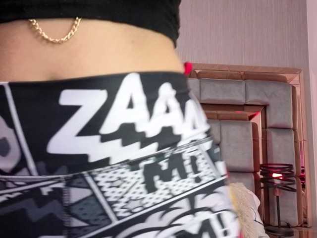 Live sex webcam photo for EmmaSanches #291574516