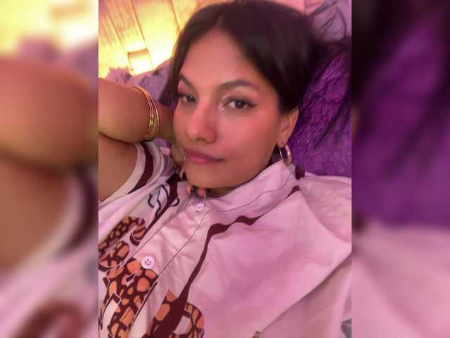 Live sex webcam photo for EmmaSanches #291801440