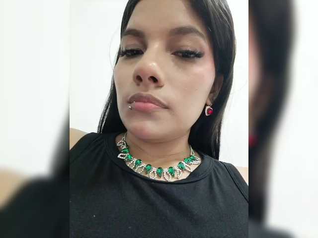 Live sex webcam photo for EmmaSanches #292026998