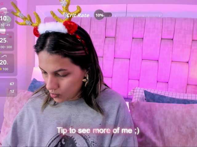 Live sex webcam photo for EmmaSanches #292399489