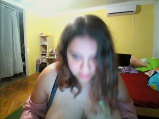 Live sex webcam photo for EmmaSuss #235389919