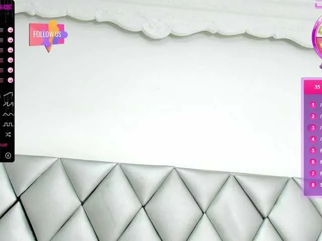 Live sex webcam photo for EmmaWaalker #272710104