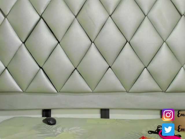 Live sex webcam photo for EmmaWaalker #273116191