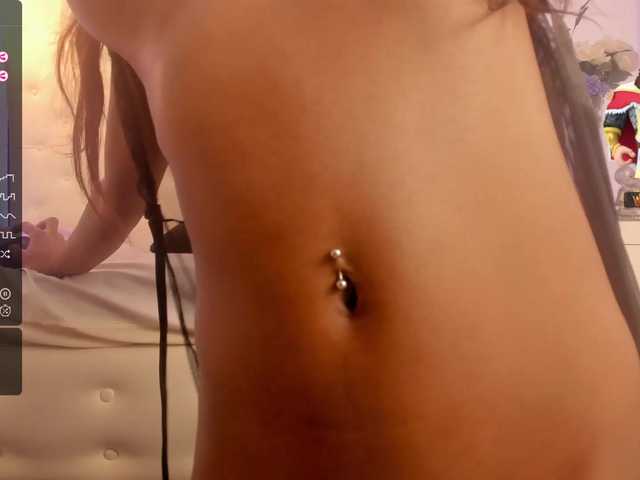 Live sex webcam photo for EmmaWaalker #276204341