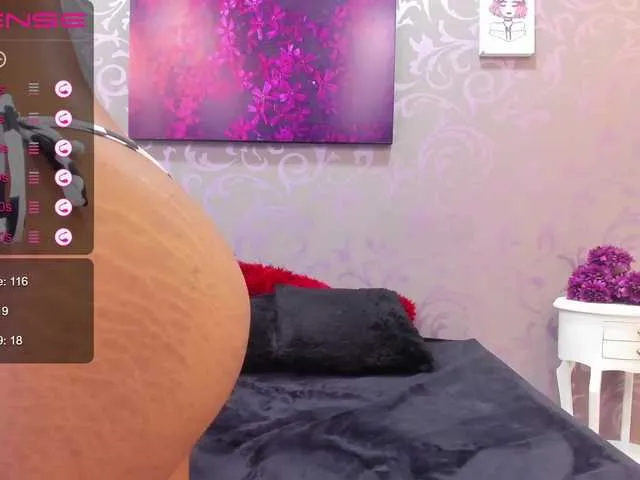 Live sex webcam photo for EmmaWilliams- #274420681