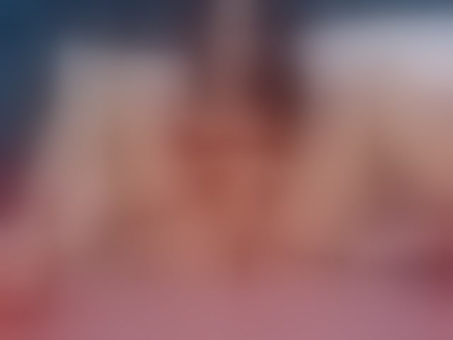 Live sex webcam photo for EmmaXXXQueen #294161654