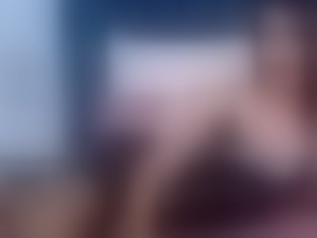 Live sex webcam photo for EmmaXXXQueen #294226449