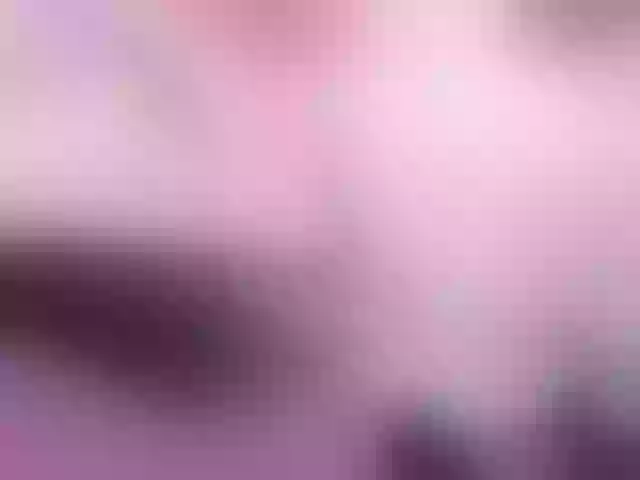 Live sex webcam photo for Emmajoneess #290748216
