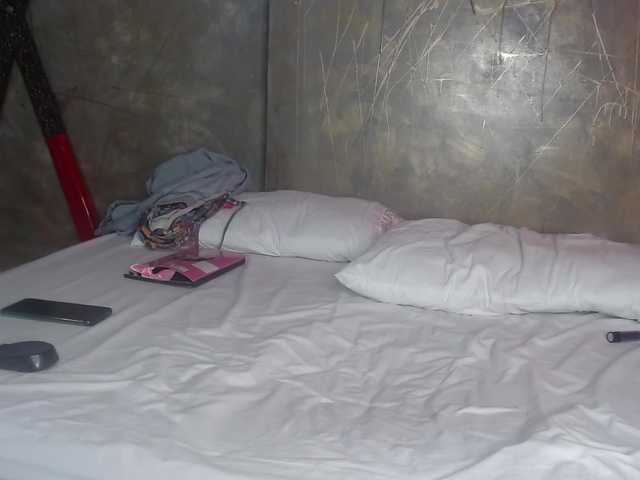 Live sex webcam photo for Emmalissa #274193025