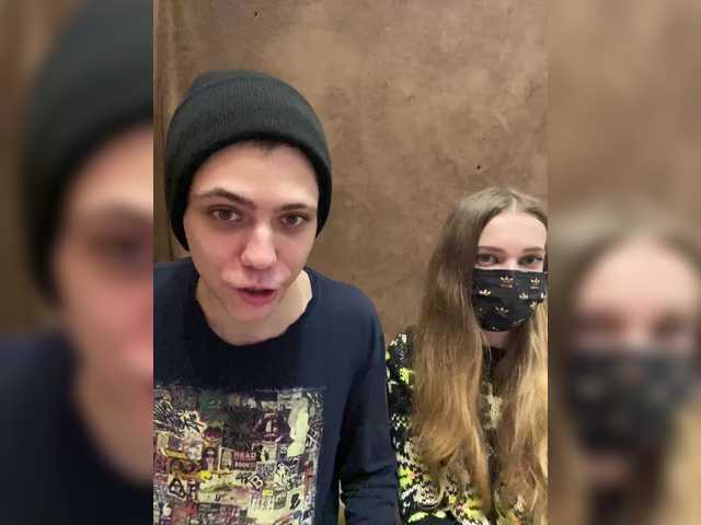 Live sex webcam photo for Emmalove13 #291102044