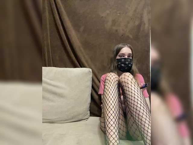 Live sex webcam photo for Emmalove13 #291484944