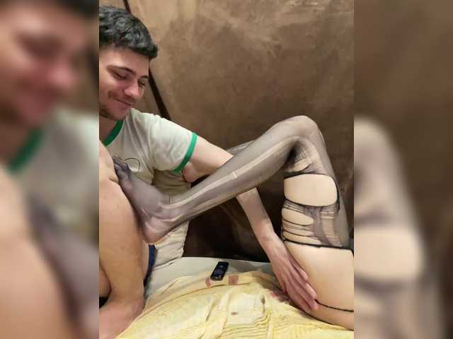 Live sex webcam photo for Emmalove13 #292187542