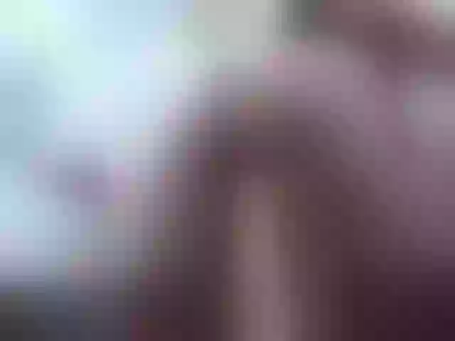 Live sex webcam photo for Emmarose1 #274077755