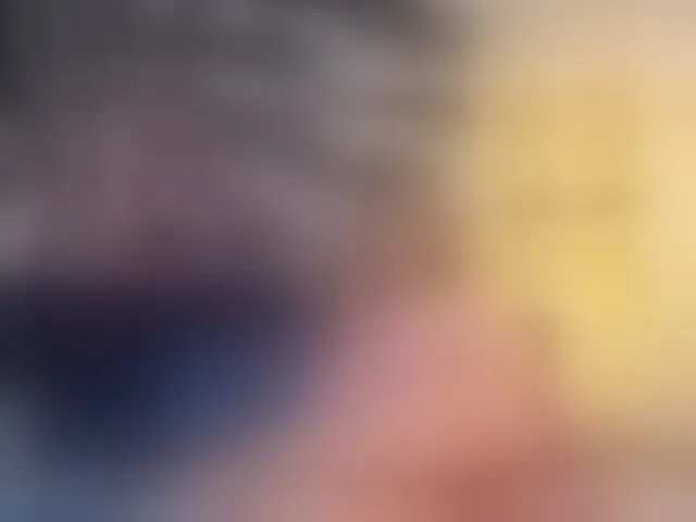 Live sex webcam photo for Emmasheine #275690366