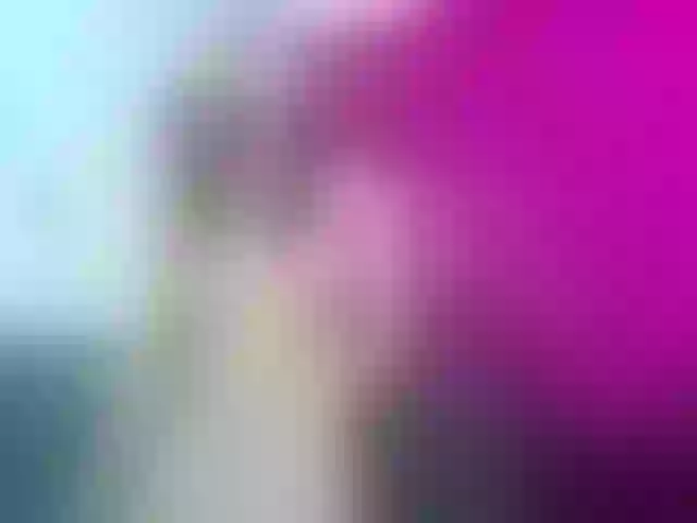 Live sex webcam photo for Emmasheine #275842816