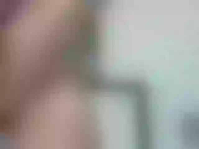 Live sex webcam photo for Emmasheine #276222302