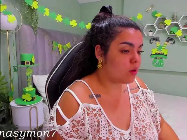 Live sex webcam photo for Emmasymon7 #272837751