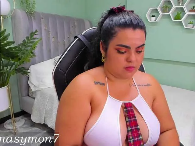 Live sex webcam photo for Emmasymon7 #272927430