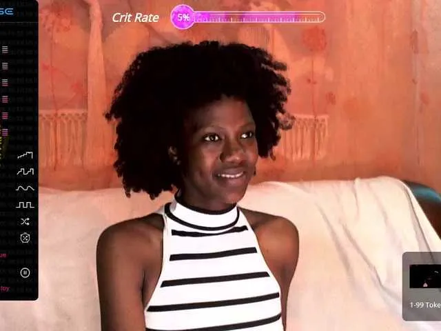 Live sex webcam photo for EmmiLee #276433497