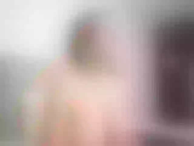 Live sex webcam photo for Emmily-Milf #277934972