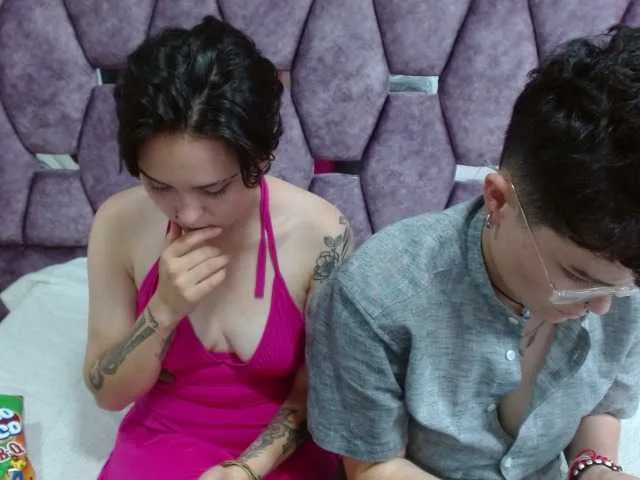 Live sex webcam photo for EmmilyAndCriis #277885096