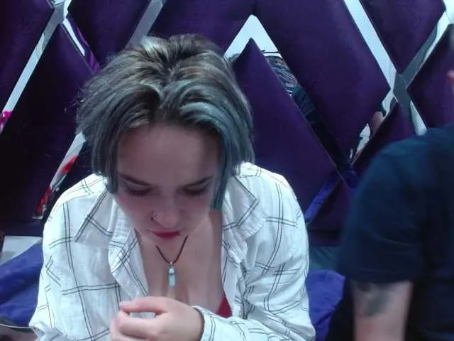 Live sex webcam photo for EmmilyAndCriis #278150805