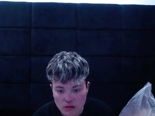 Live sex webcam photo for EmmilyAndCriis #278311212