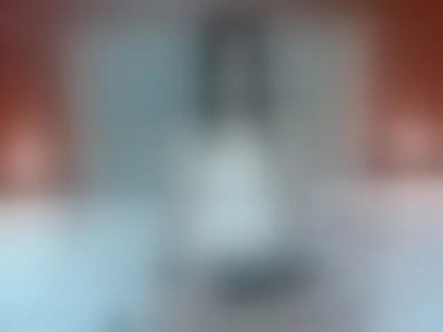 Live sex webcam photo for EmmyCampbell #293669214