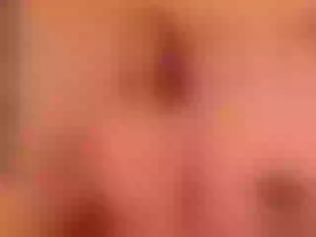 Live sex webcam photo for EmmyRuiz #274359498