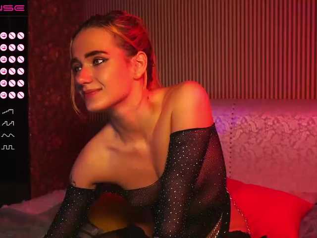 Live sex webcam photo for EmmylieMorris #276009026