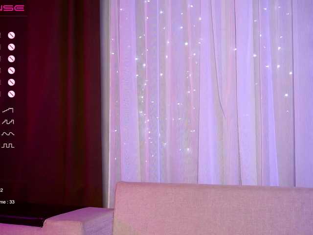 Live sex webcam photo for EmmylieMorris #276687303