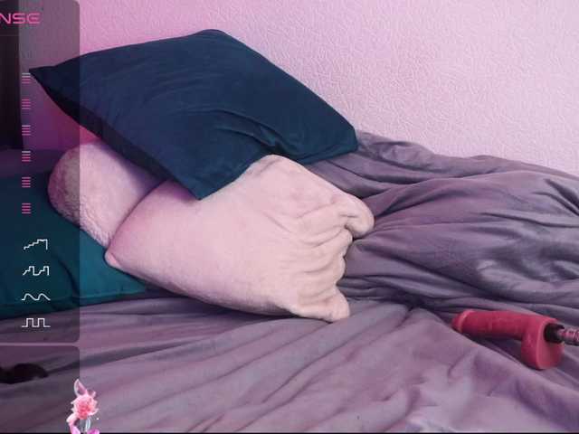 Live sex webcam photo for EmmylieMorris #289323729