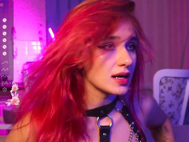 Live sex webcam photo for EmmylieMorris #290011549