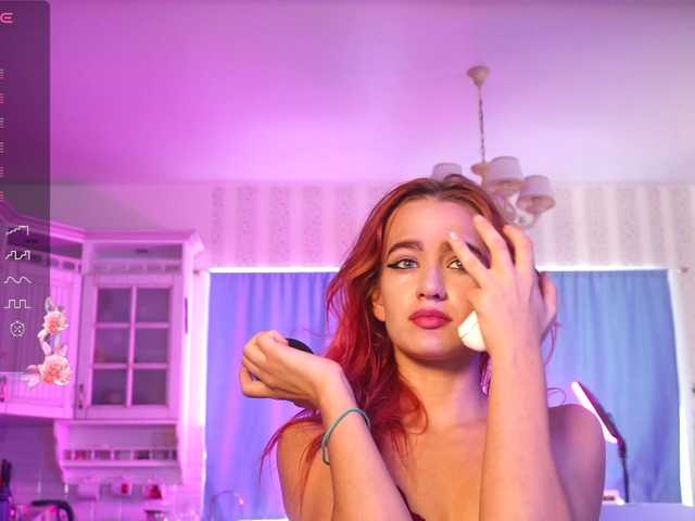 Live sex webcam photo for EmmylieMorris #290029077