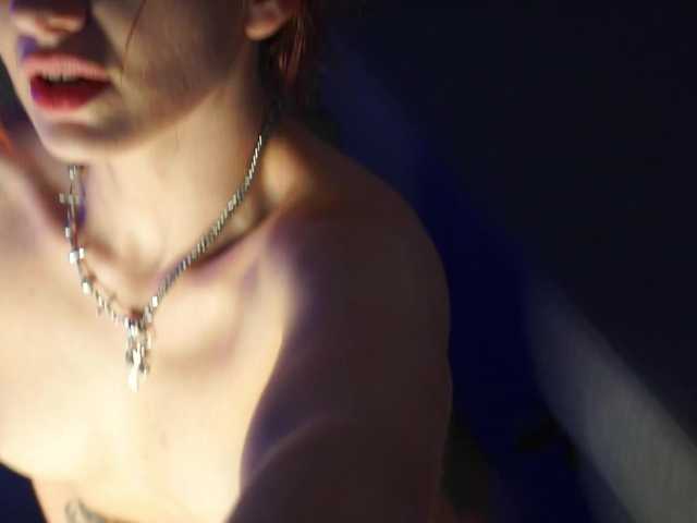 Live sex webcam photo for EmmylieMorris #290694882