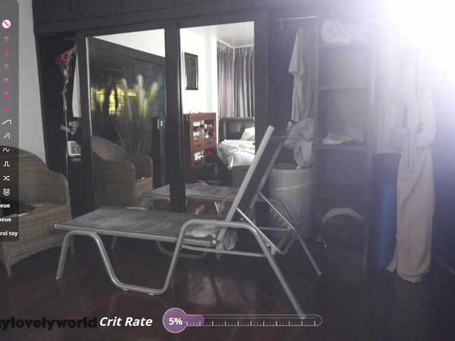 Live sex webcam photo for EmmylieMorris #291545953