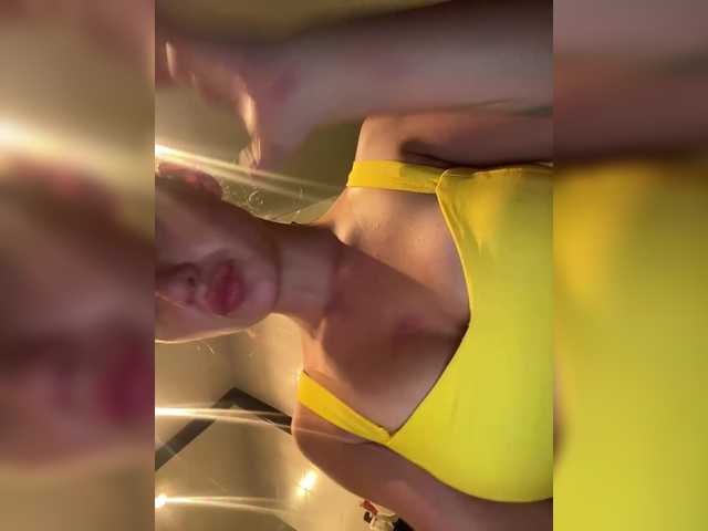 Live sex webcam photo for EmmylieMorris #292081825