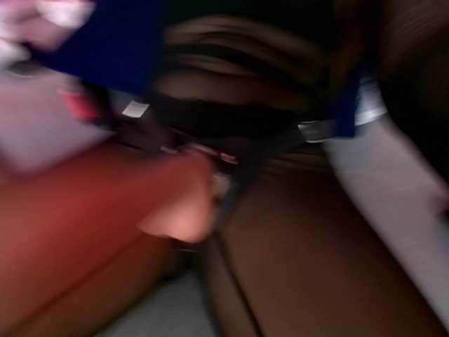 Live sex webcam photo for EmpressDesire #291912735