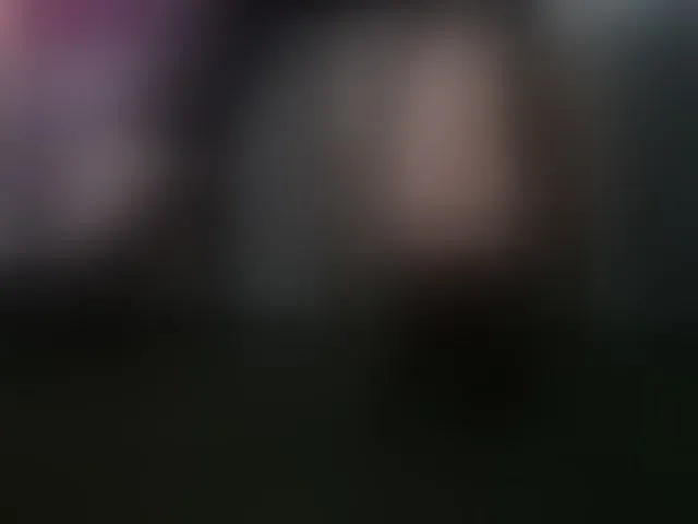 Live sex webcam photo for EmpressDesire #293068189