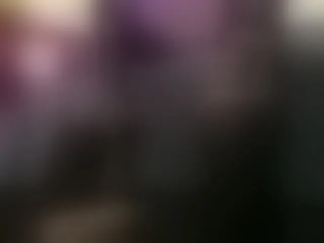 Live sex webcam photo for EmpressDesire #294025372