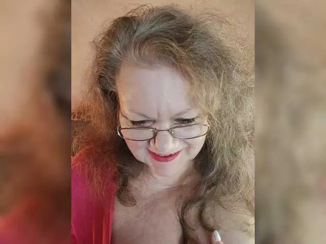 Live sex webcam photo for EmpressLady #291251930