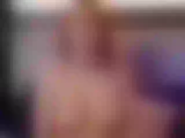 Live sex webcam photo for EmyHilton #277044743