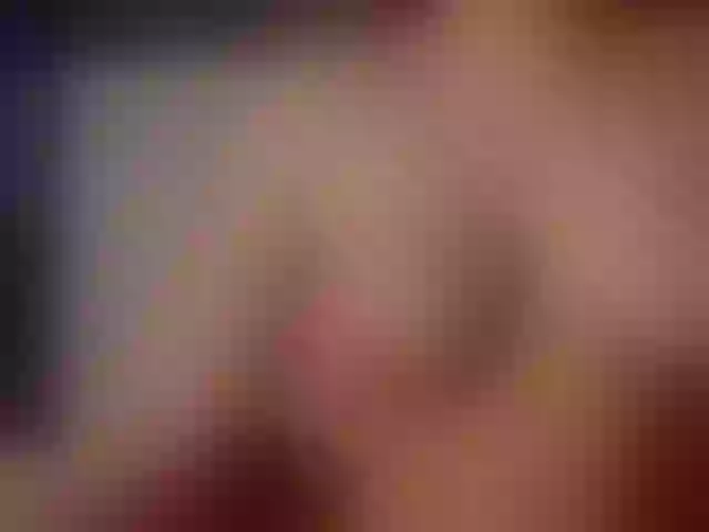 Live sex webcam photo for EmyHilton #277352457